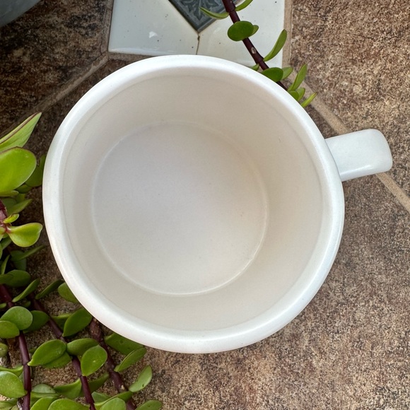 Queer Eye “Love Is Love” Mug. EUC/Like New - Picture 4 of 7